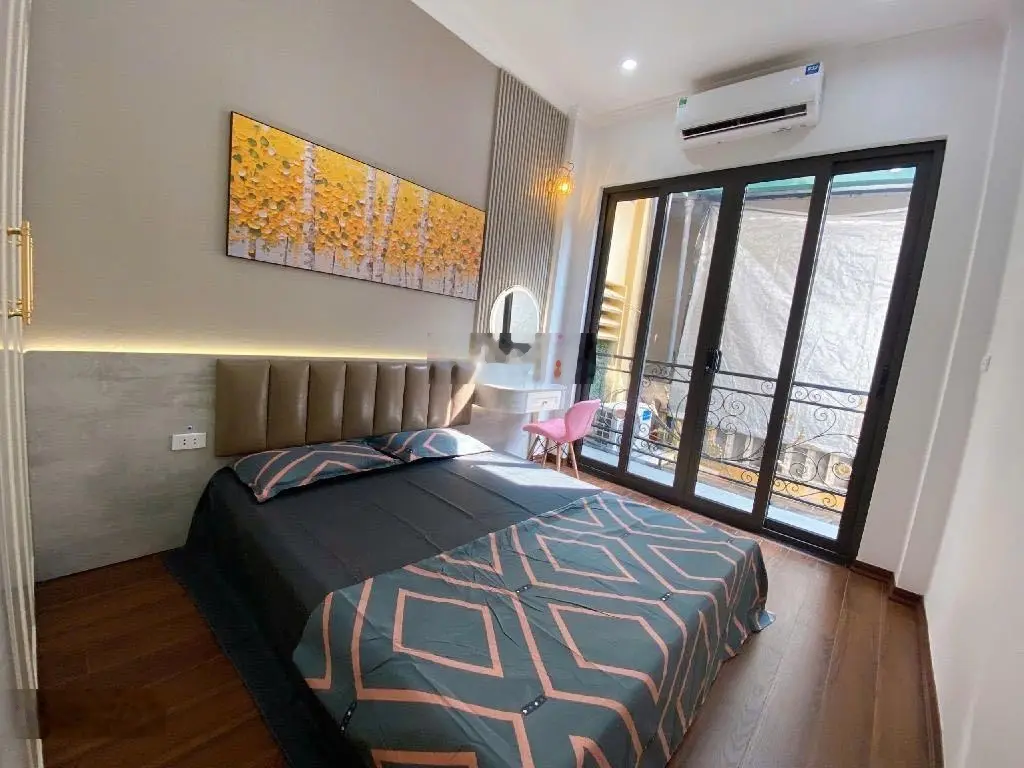 Bán nhà đẹp ở luôn, Trần Hữu Tước, sát Hồ Đắc Di, tương lai rạng ngời DT 35m2 x 5 tầng. Giá: 5.9tỷ