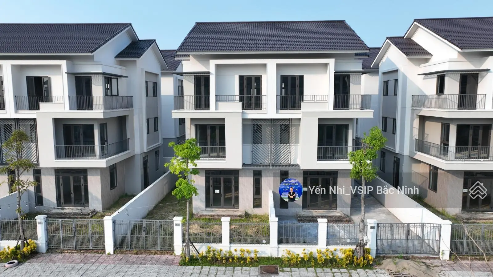 Chỉ còn 2 căn BT 180m2 hướng Nam, giá gốc CĐT, sổ hồng lâu dài, đơn giá từ 50 triệu, chính sách tốt