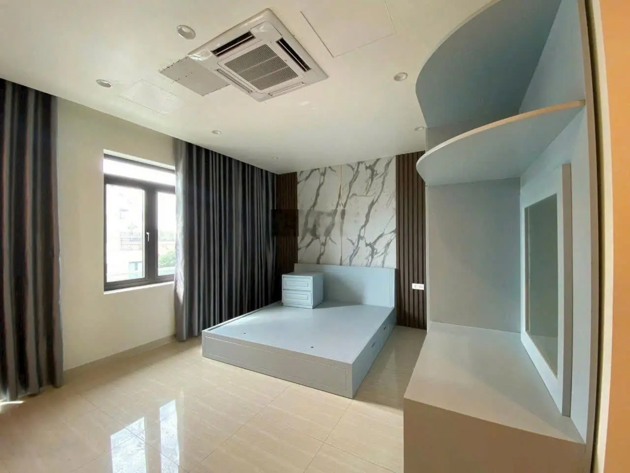 Bán đất tặng Toà nhà ngay gần Lê Hồng Phong - Hải An 140m có thang máy