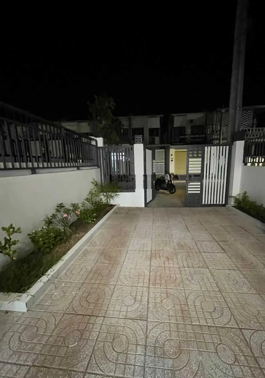 Bán nhà khu dân cư Oasis City, Mỹ Phước, Bến Cát, Bình Dương