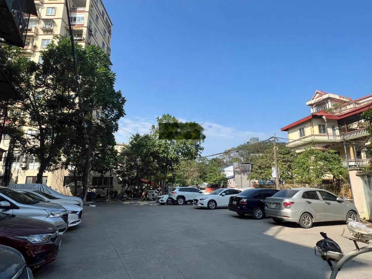 Bán đất Võ Chí Công - Xuân La 235m2 MT 15m nhà 4 tầng, lô góc, vị trí đẹp, Giá tốt.