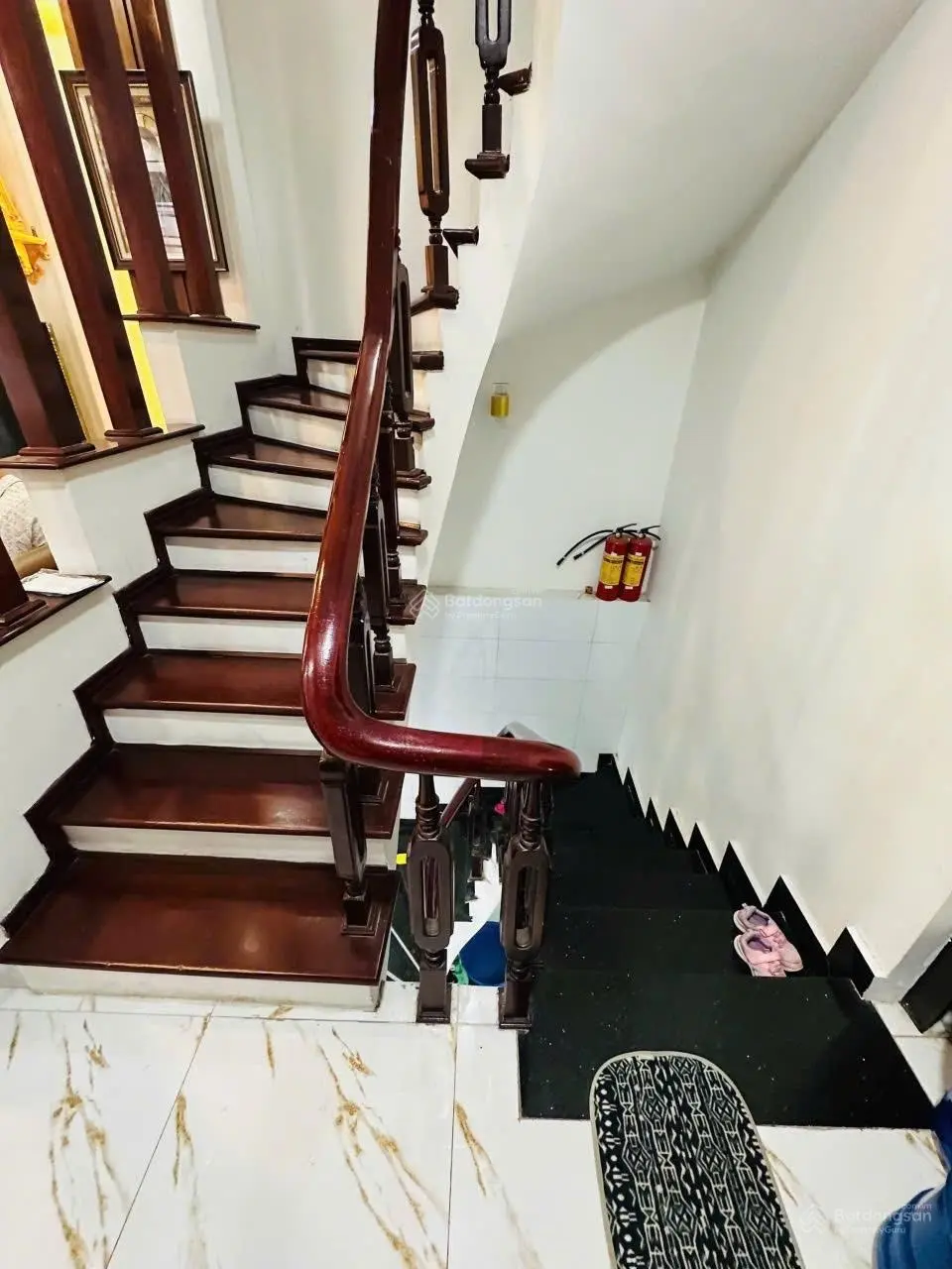 Có 102, nhỉnh 8 tỷ có nhà ô tô tránh, kinh doanh, view hồ, gần phố Phạm Văn Đồng 37m2 6 tầng.