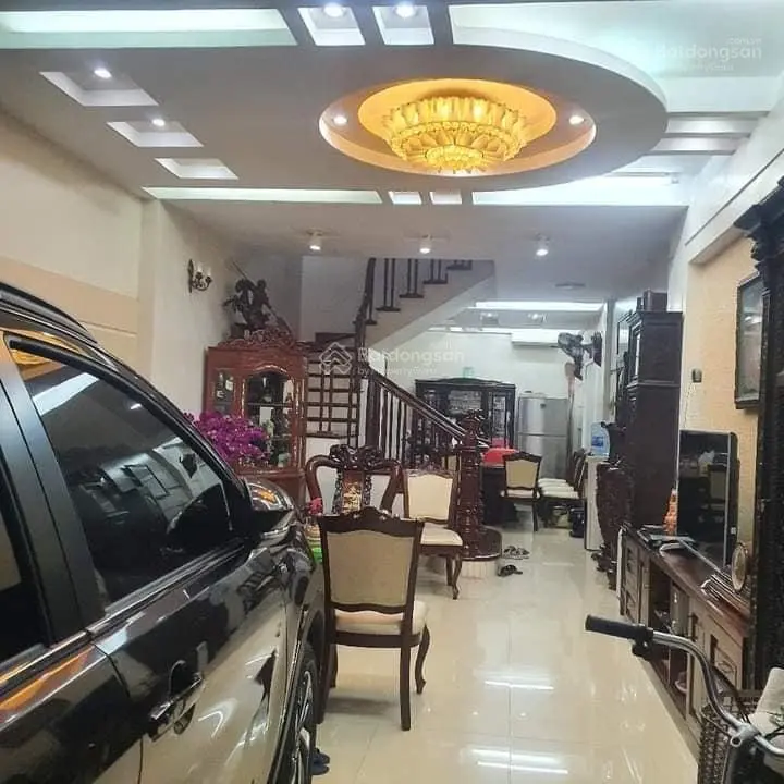 Bán nhà Trích Sài, Võng Thị , Tây Hồ 60m2, mặt tiền 10m, 7 chỗ, 13 tỷ 9 , 6 ngủ, kinh doanh