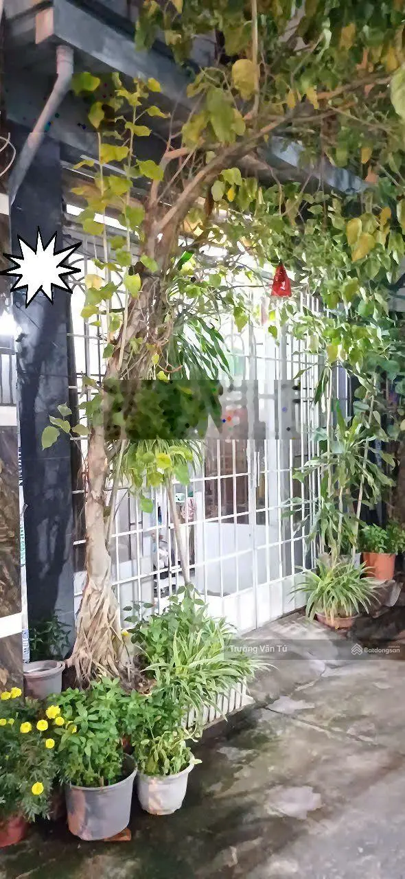 Kẹt tiền,,cần bán gấp nhà 2 mặt hẻm xh thông, 65.2m2, 4x16, đ.trường chinh, q.12. giá: 4.7 tỷ(tl