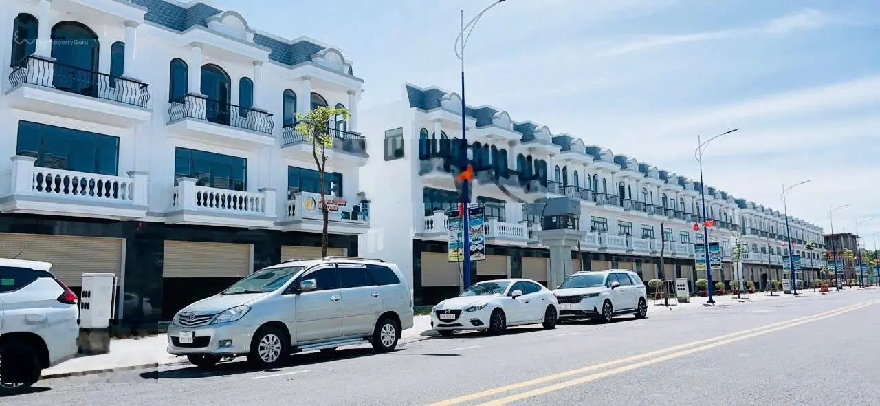 Bán shophouse giá tốt tại Thăng Long Central City, 3,3 tỷ, 100m2