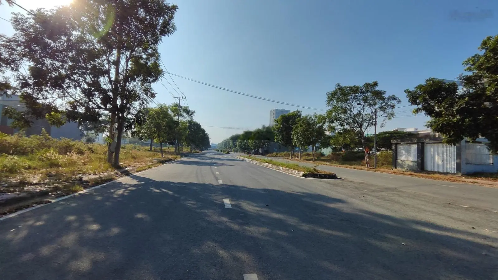 Rẻ nhất trục, 4,8 tỷ, 7,5x20m, đất mặt tiền đường đôi 30m, KDC Châu Thới, gần quốc lộ 1K và MP - TV