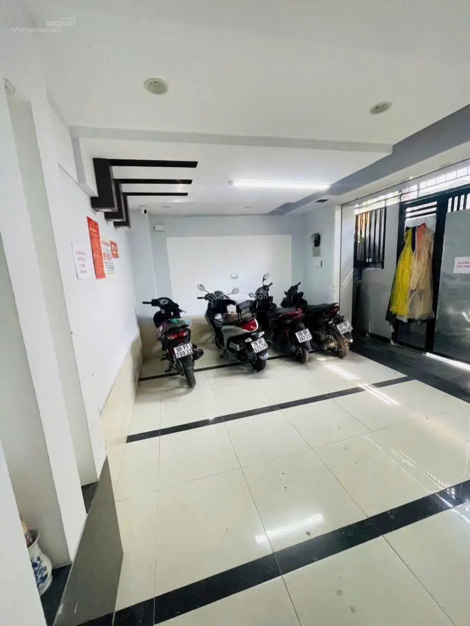 Bán nhà đầu tư tại đường ngô Đức kế.p12. Dòng tiền cho thuê 40 triệu/thang. Giá chỉ 6.5 tỷ. 5 tầng