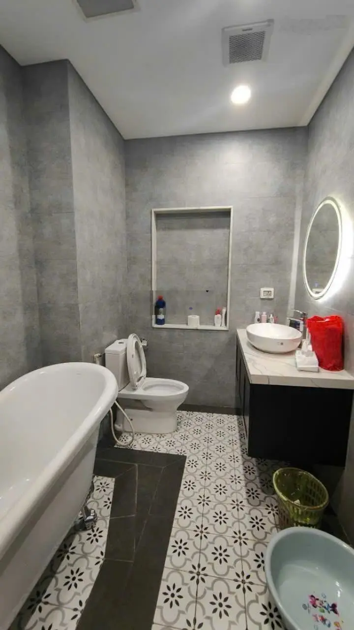 Bán nhà phố Nguyễn Đổng Chi đường thông, kinh doanh, DT 67m2, giá 16 tỷ