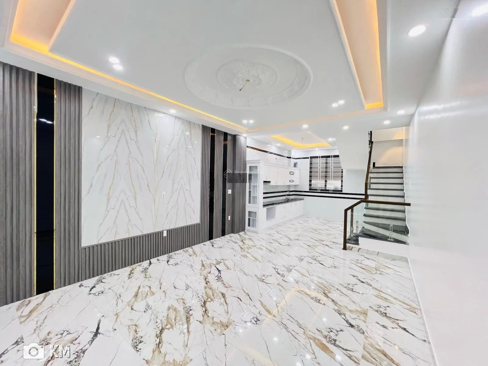 Bán dãy nhà xây mới 3 tầng ngõ 9 Trung Hành thông Lê Hồng Phong