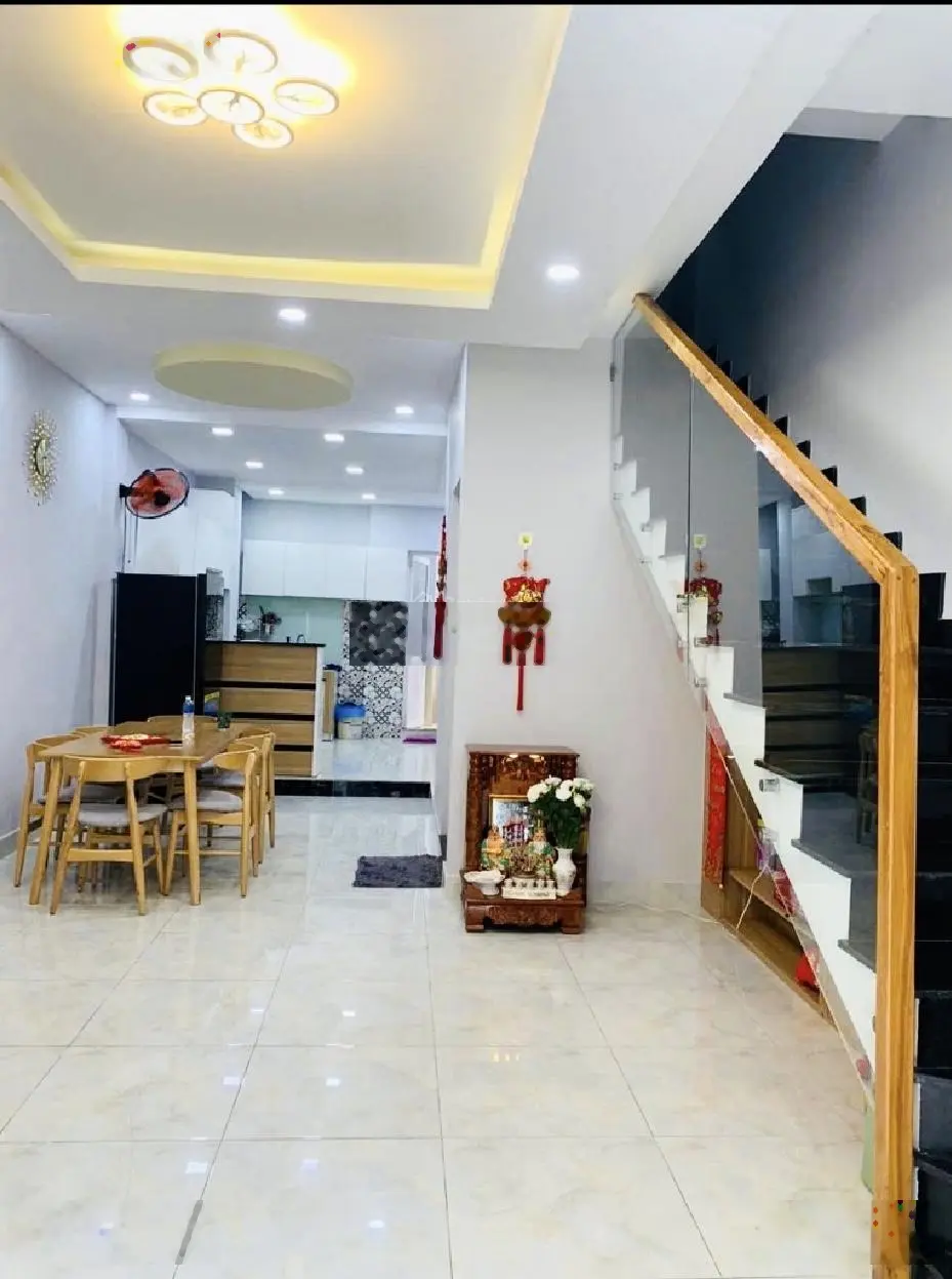 60m2 -Ngang 4.5 nở hậu 4.8m Hẻm 4m trước nhà 3pn ngay BIG C Quận 10 chỉ5.99 tỷ TL