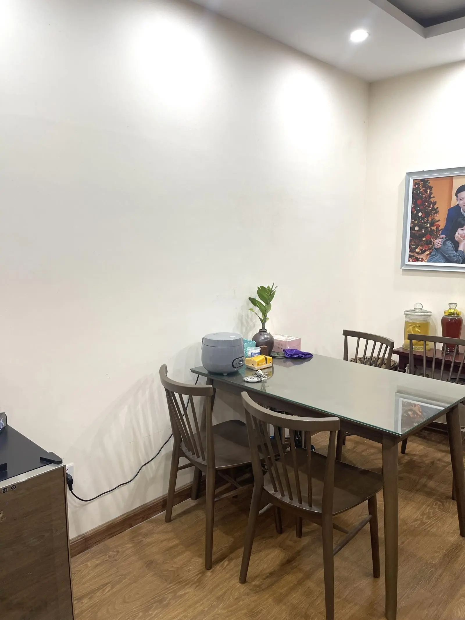 Tôi chính chủ bán gấp căn 2N2VS toà Gemek 2 ban công Đông Nam view hồ giá tốt sẵn sổ