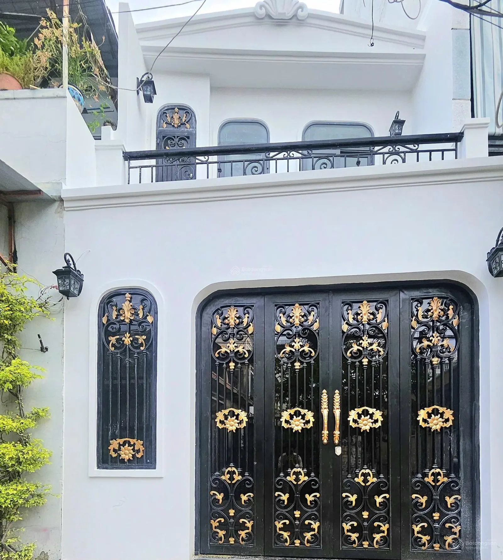 Bán nhà đẹp Hoàng Diệu cách biển Trần Phú Nha Trang 500m: 0332457686