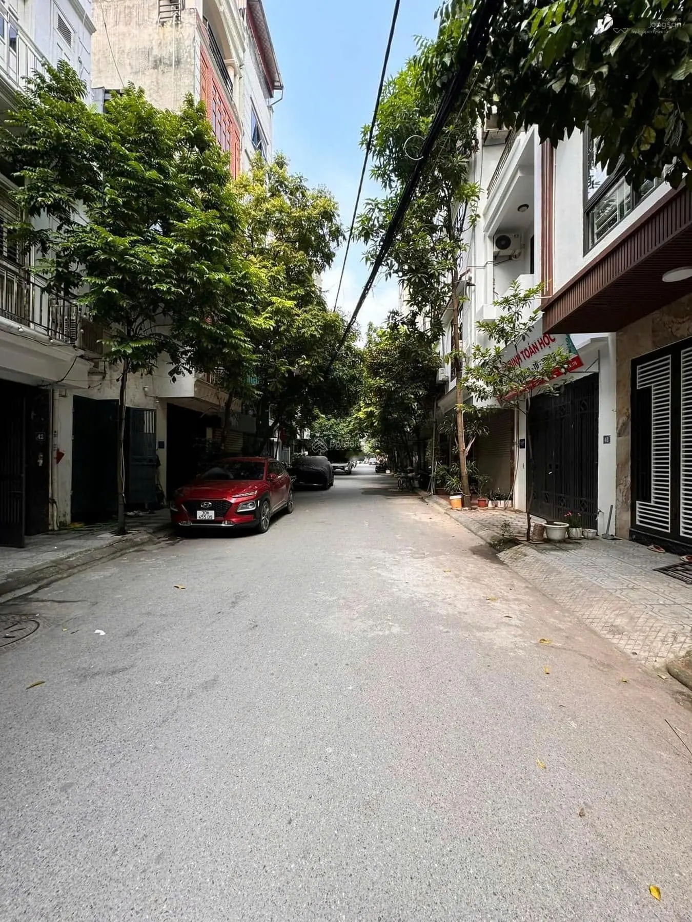 Liền kề đẹp nhất Văn Quán ngay đầu đường Nguyễn Khuyến - Gần chợ - Công viên 97m2