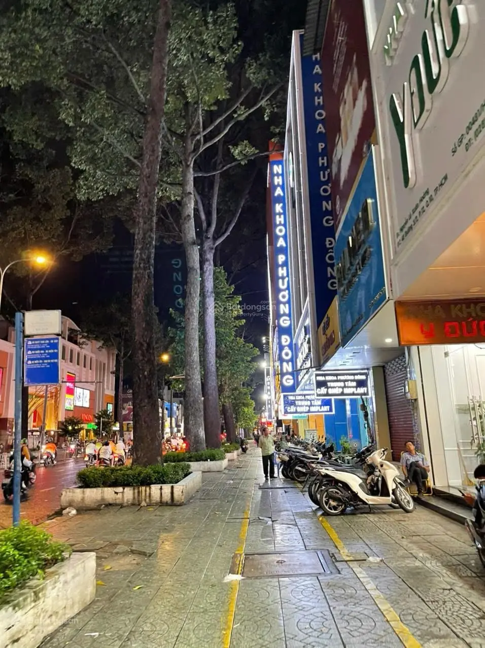 Căn mặt tiền duy nhất đường 3/2 ngay cổng chào Hà Đô (4.5x27m), HTD: 150tr/1th. Giá bán: 50 tỷ TL