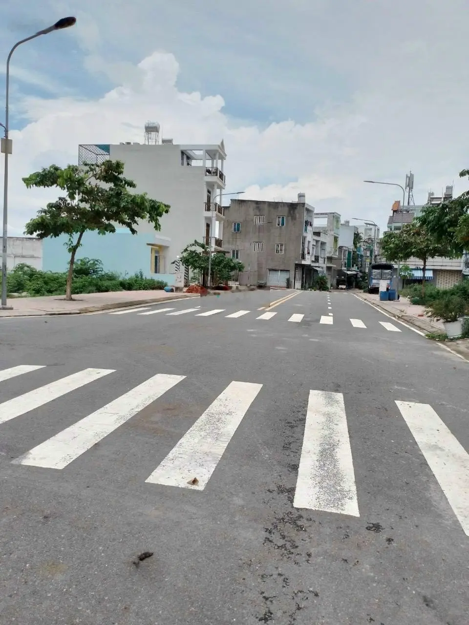 Kẹt tiền bán gấp đất khu dân cư Nam Hùng Vương, An Lạc, Bình Tân. Giá 1,8 tỷ. Sổ riêng. 0906 806 ***