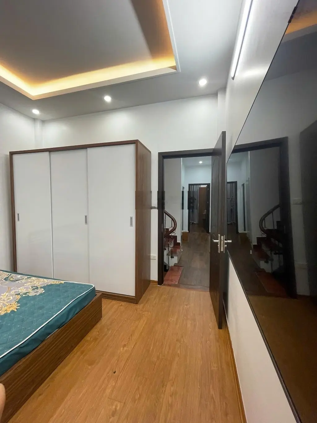 Bán nhà - đào tấn - 6 tầng thang máy - ngõ thông - 50m - 6 tầng - mt 4m - 17.3 tỷ ba đình