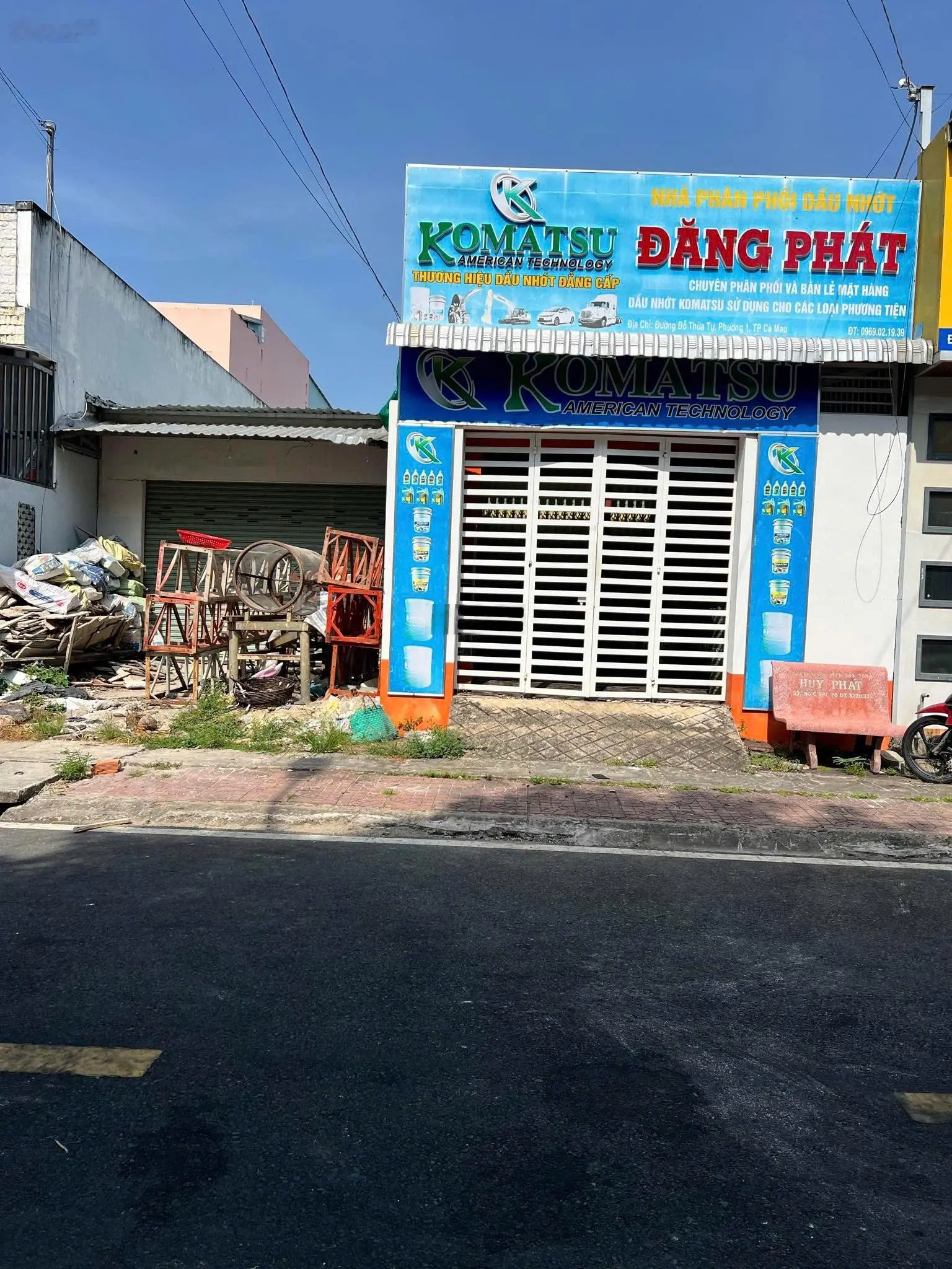 Bán đất 202.5m2 tặng nhà riêng 100m2 tại Đường Đỗ Thừa Tự, Cà Mau - Gấp, gấp chỉ 3,5 tỷ VND