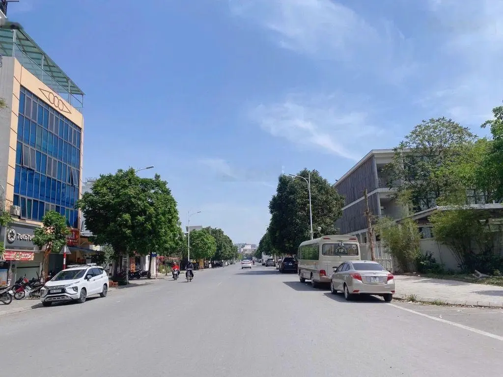 Siểu phẩm mặt phố thanh am ,52m,kinh doanh bất chấp,đường 8m,chỉ 9.5ty