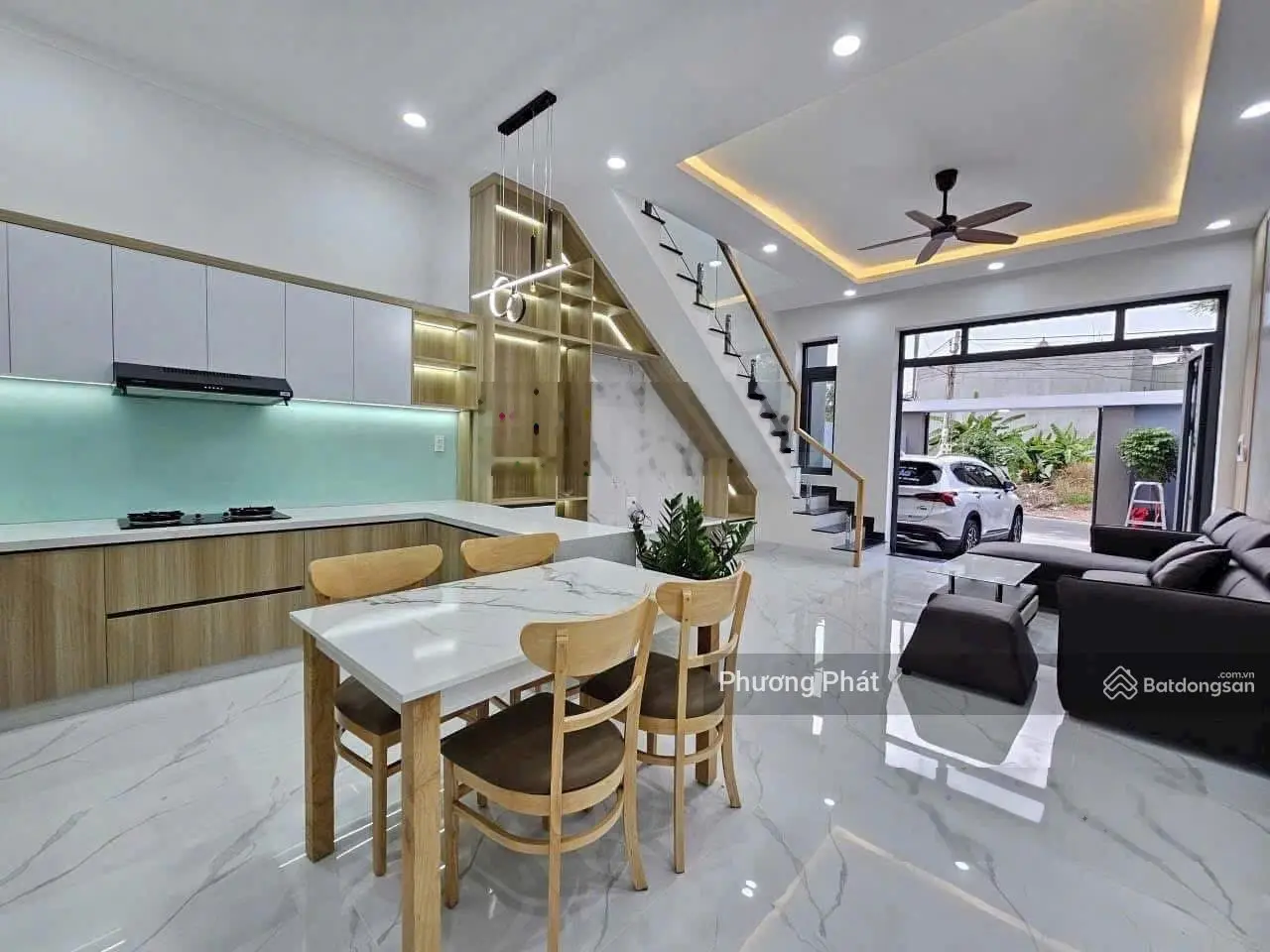 Bán Gấp Nhà 1 trệt 1 lầu sân xe hơi gần cổng sau văn miếu Trấn Biên, TT 600tr Nhận Nhà Ở Ngay