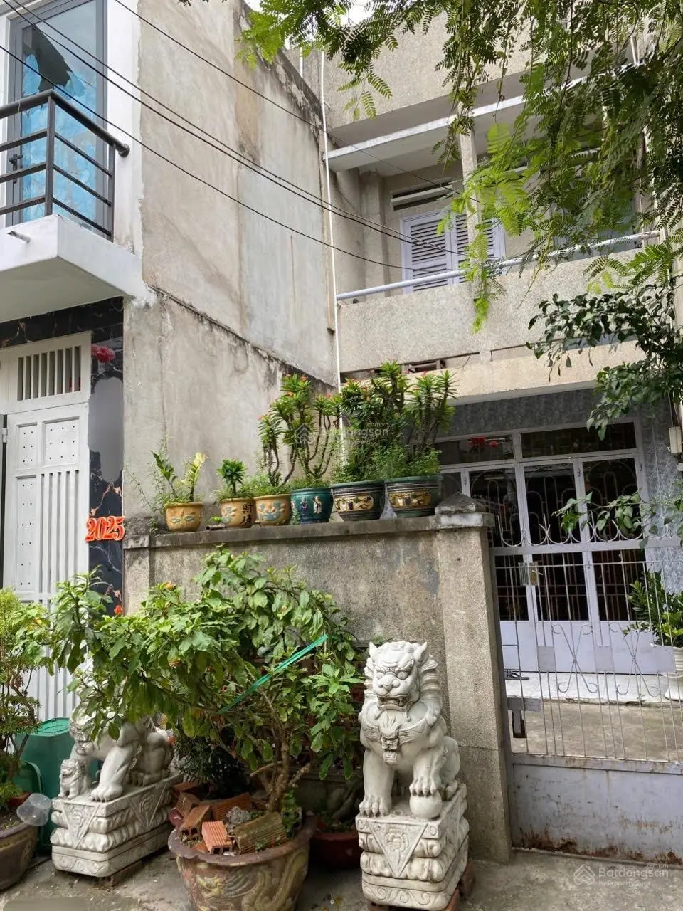 Bán nhà HXH linh xuân thủ đức. Giá tốt nhất khu vực. Công năng đầy đủ. Sổ hoàn công chuẩn