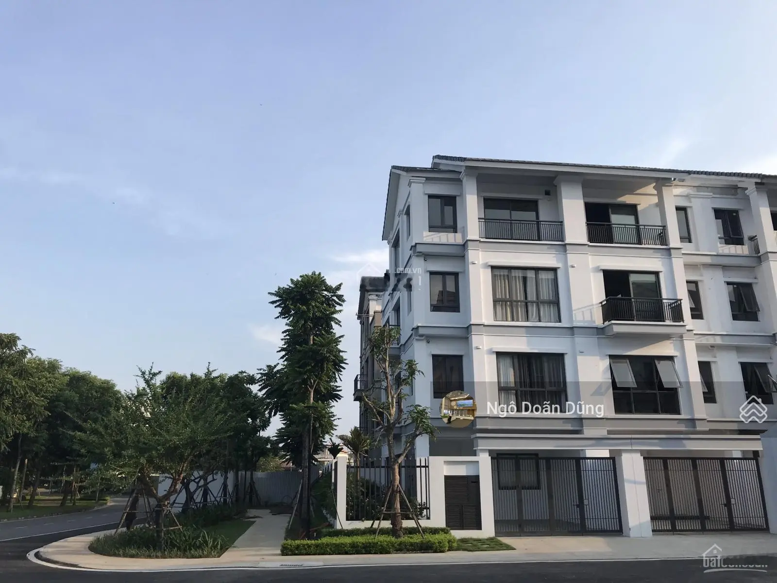 Bán gấp liền kề đầu hồi ST5 Gamuda 160m2 gần công viên giá 32.5 tỷ 0904 744 ***