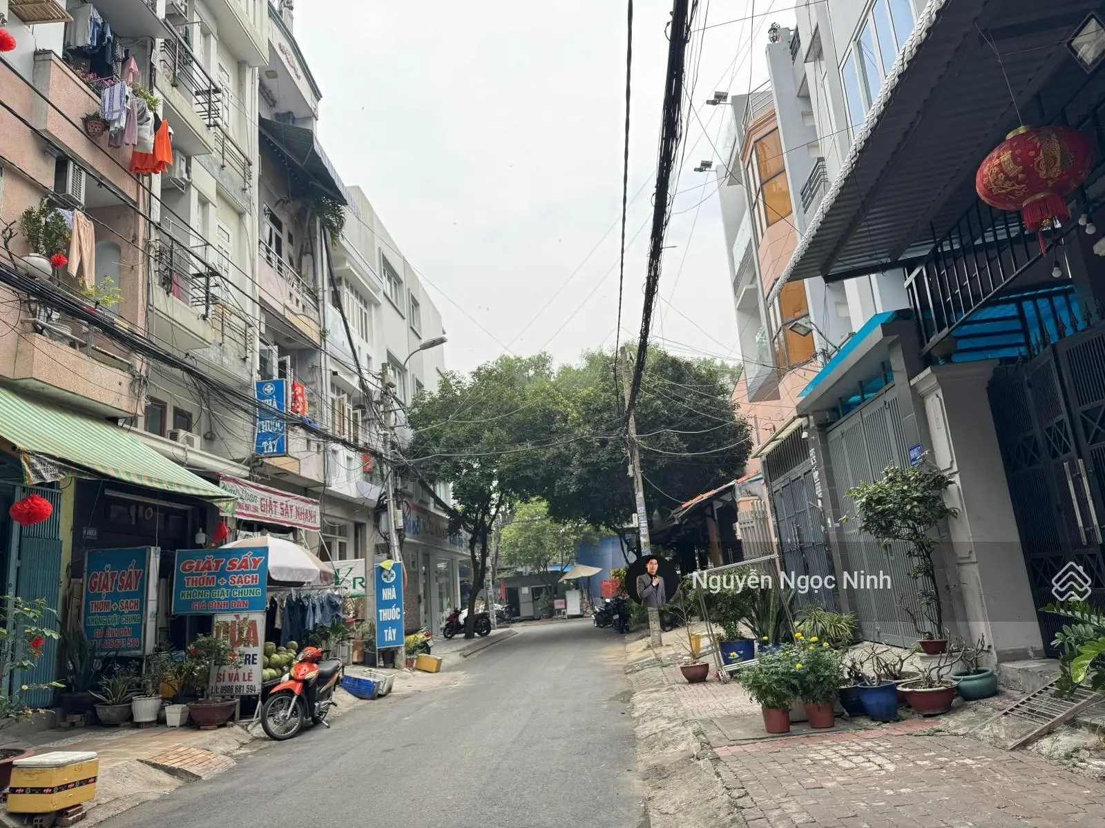 Bán nhà 4 tầng hẻm 8m Nguyễn Gia Trí, Bình Thạnh. 4PN, 4WC, sổ hồng riêng. Giá chỉ 8,8 tỷ TL.