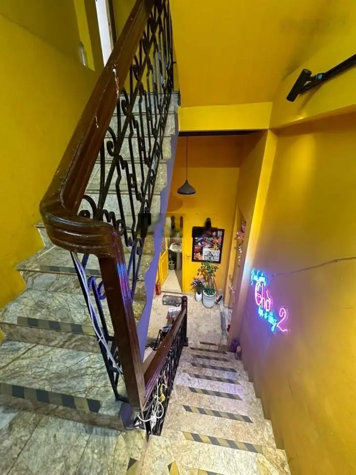 Bán Nhà Mặt Phố Nghĩa Đô , Kinh Doanh , Cầu Giấy 80m2 , 3 Tầng , 6.6mt Lh : 0962039998