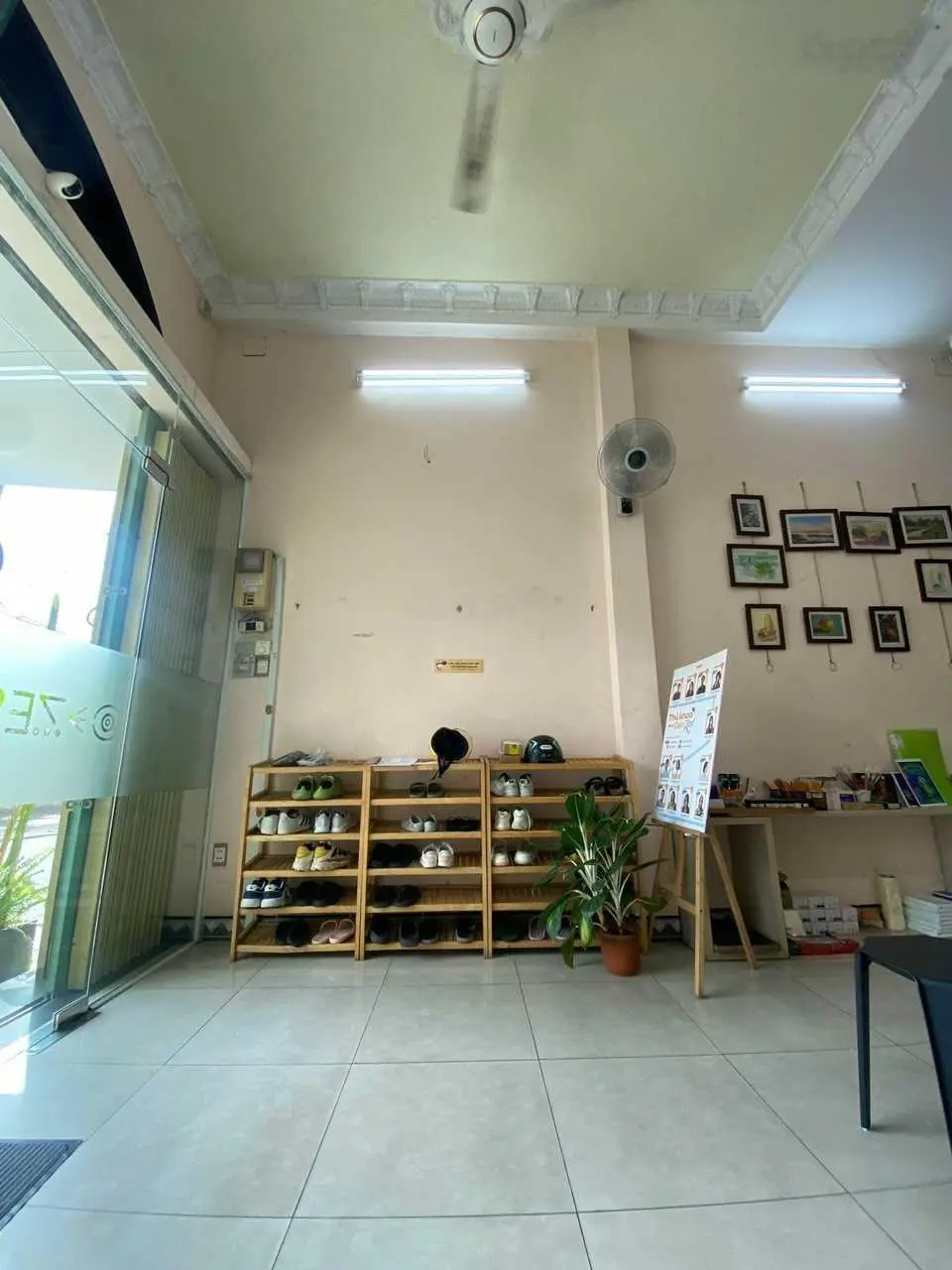 Bán nhà MT đường Nguyễn Hữu Cảnh, DT 4x 17,5m, 1T 3L, vị trí đẹp, giá chỉ 17,6 tỷ TL