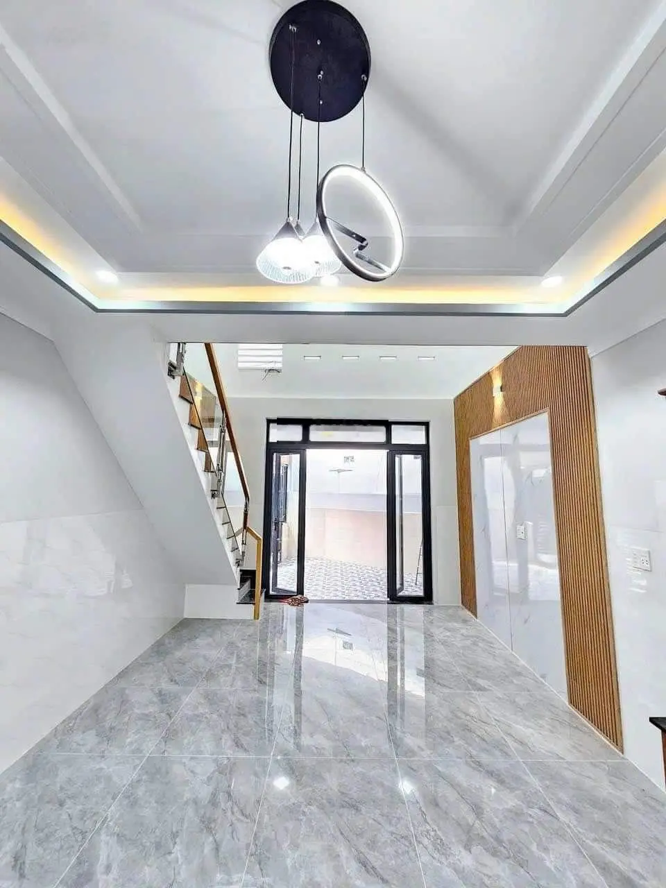 Vì cô tôi đã lớn tuổi, không thể ở một mình nên bán 610tr căn nhà chợ Xuân Thới Thượng
