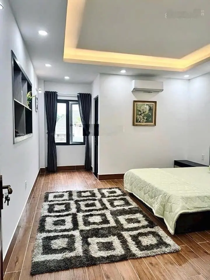 Bán gấp nhà riêng ở Cao Văn Ngọc 60m2 cách Đại Học Văn Hiến 50m sổ sẵn