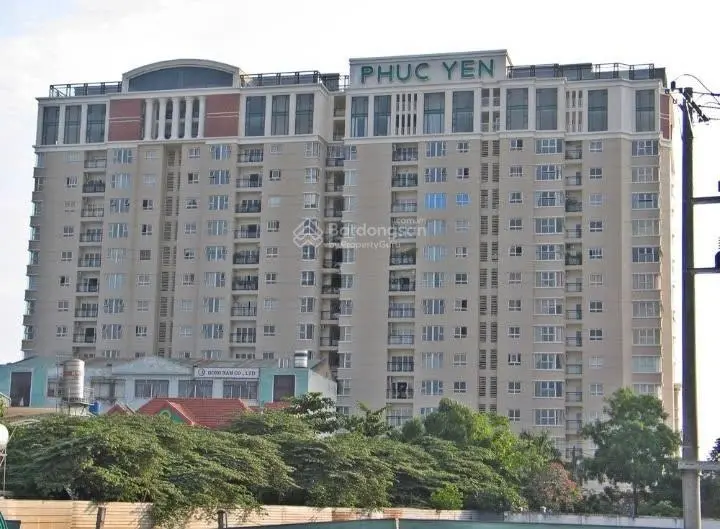 Bán căn penthouse Phúc Yên 1, 4PN, 3WC, 195m2, sổ hồng, giá 5 tỷ 6 liên hệ: 0908 435 ***