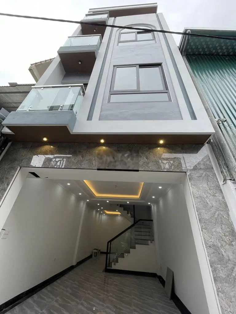 Bán nhà Thạch Bàn 45m2 x 5 tầng ngõ 2,5m cách 100m ra bãi gửi xe ô tô