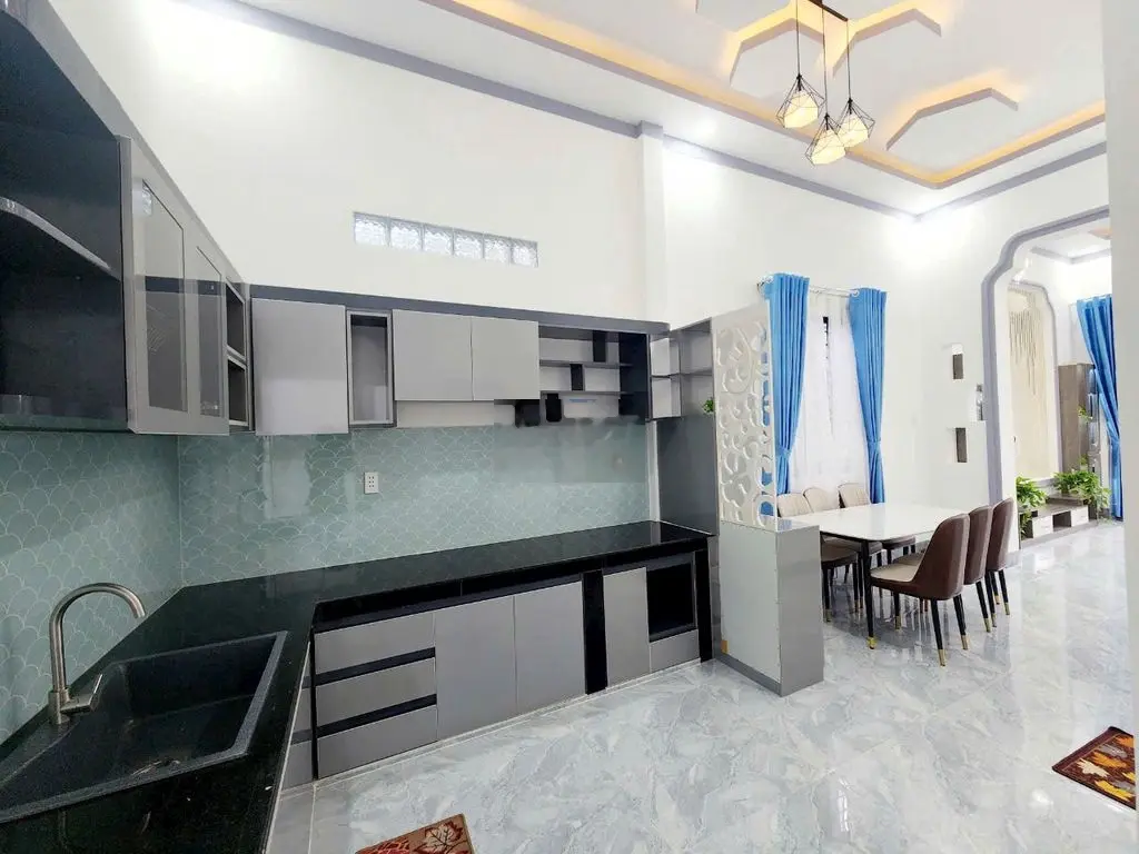 Nhà đường xe tải FULL NỘI THẤT, TT CHÂU THÀNH