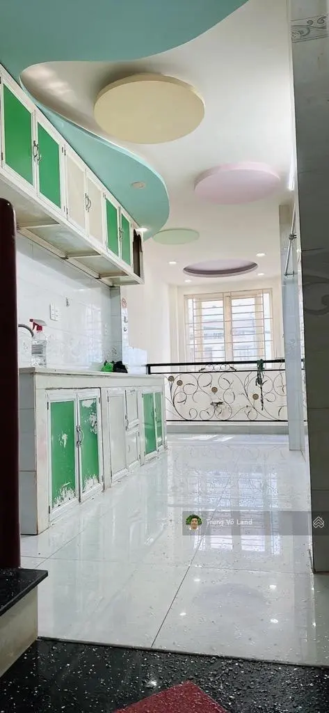 Bán nhà đường 42, Q4, 30m2, giá chỉ 4.65 tỷ, 5 tầng mới đẹp, dòng tiền 15tr/tháng