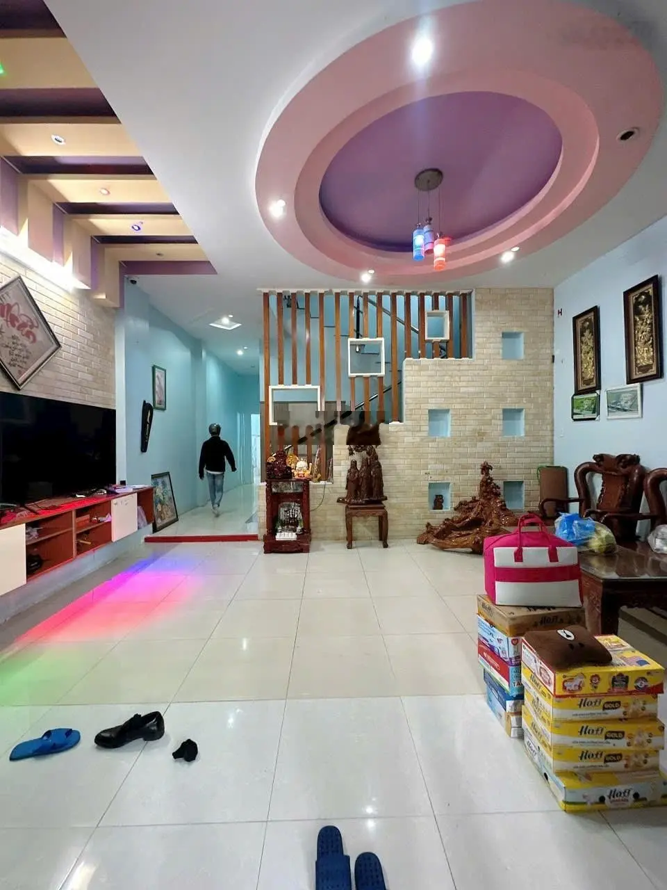 Bán nhà lầu đúc sổ riêng cách mặt tiền đường Nguyễn Khuyến 50m