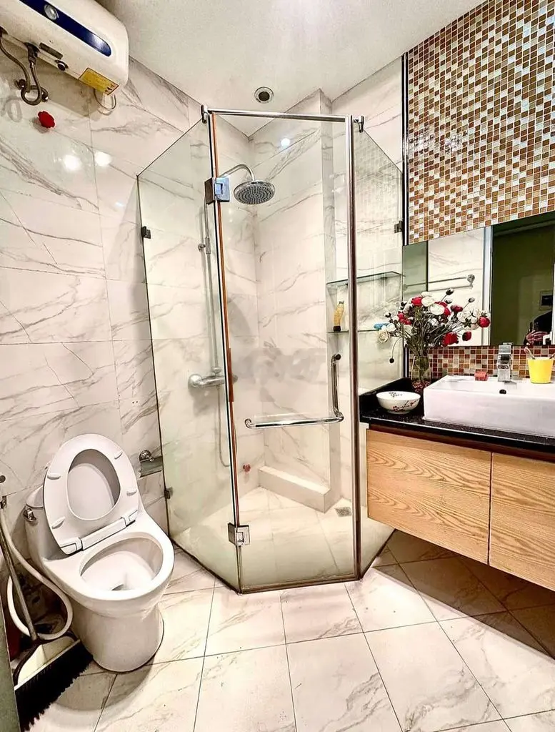 Chính chủ cần bán nhà Nguyễn Thị ĐỊNH diện tích 56m 6tầng