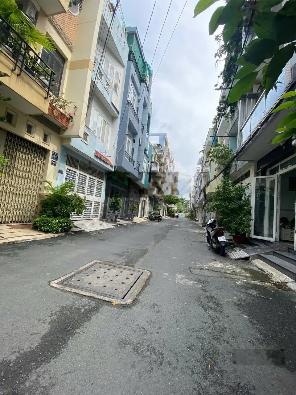 Chủ hạ giá giảm sâu 4 tỷ nhà hẻm khu Lê Quang Định 5x18.5m phù hợp ở GD hoặc xây CHDV