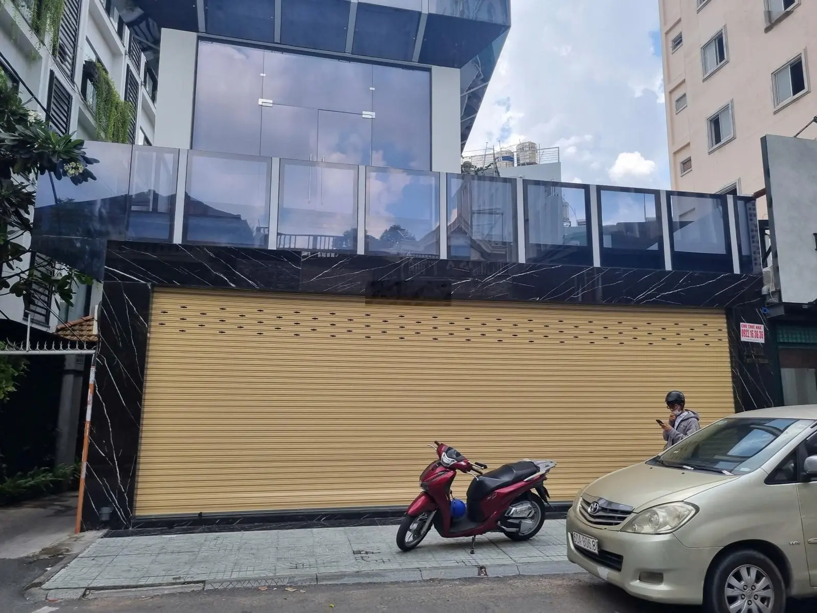 Mặt tiền 8,5x14m, cn 139m2, kc 2 tầng, đường Thạch Thị Thanh, Q.1, giá 59 tỷ
