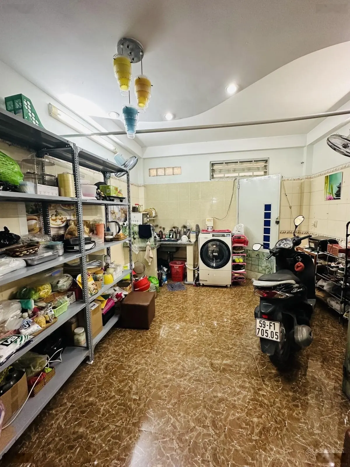 Ngay Chợ Phạm Văn Hai Nhà 5 Tầng Mặt Tiền kinh Doanh HXH Giá Tốt