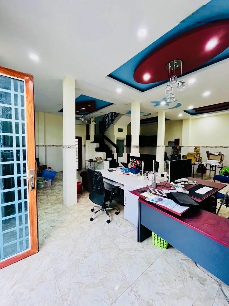 Siêu phẩm nhà đẹp 2 tầng ngang khủng 10m 20m ra Đ. Nguyễn Thị Định Q2