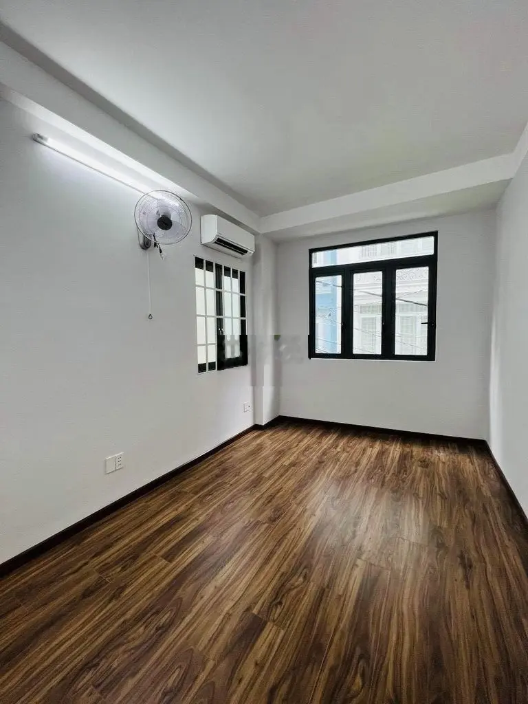 Hẽm 4m Nguyễn Đình Chiểu Q.3 - 4 Tầng - Giá 6ty8 TL