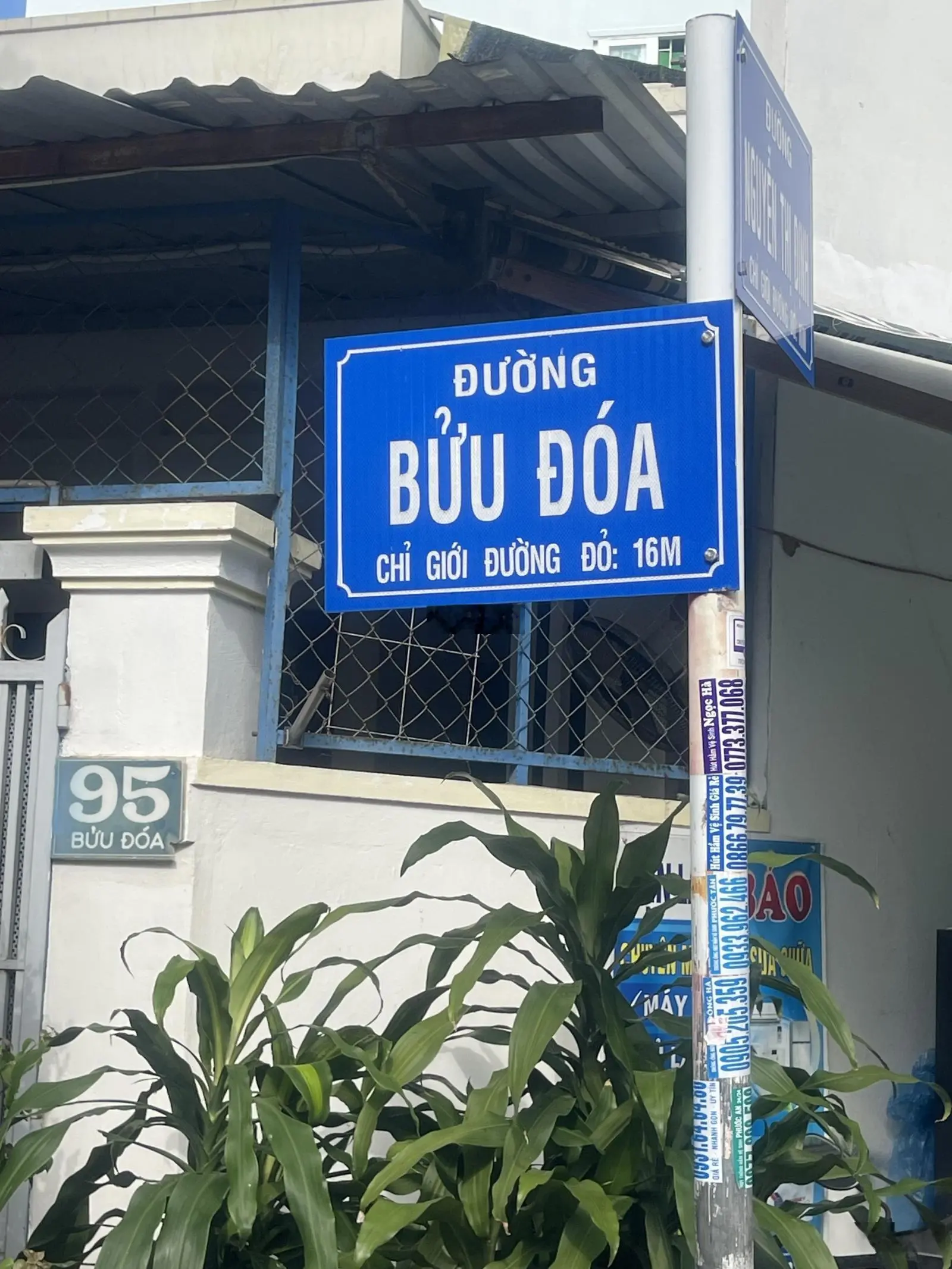 Bán nhà mặt đường Kinh doanh Bửu Đoá, Nha Trang, đang cho thuê 20tr/ tháng