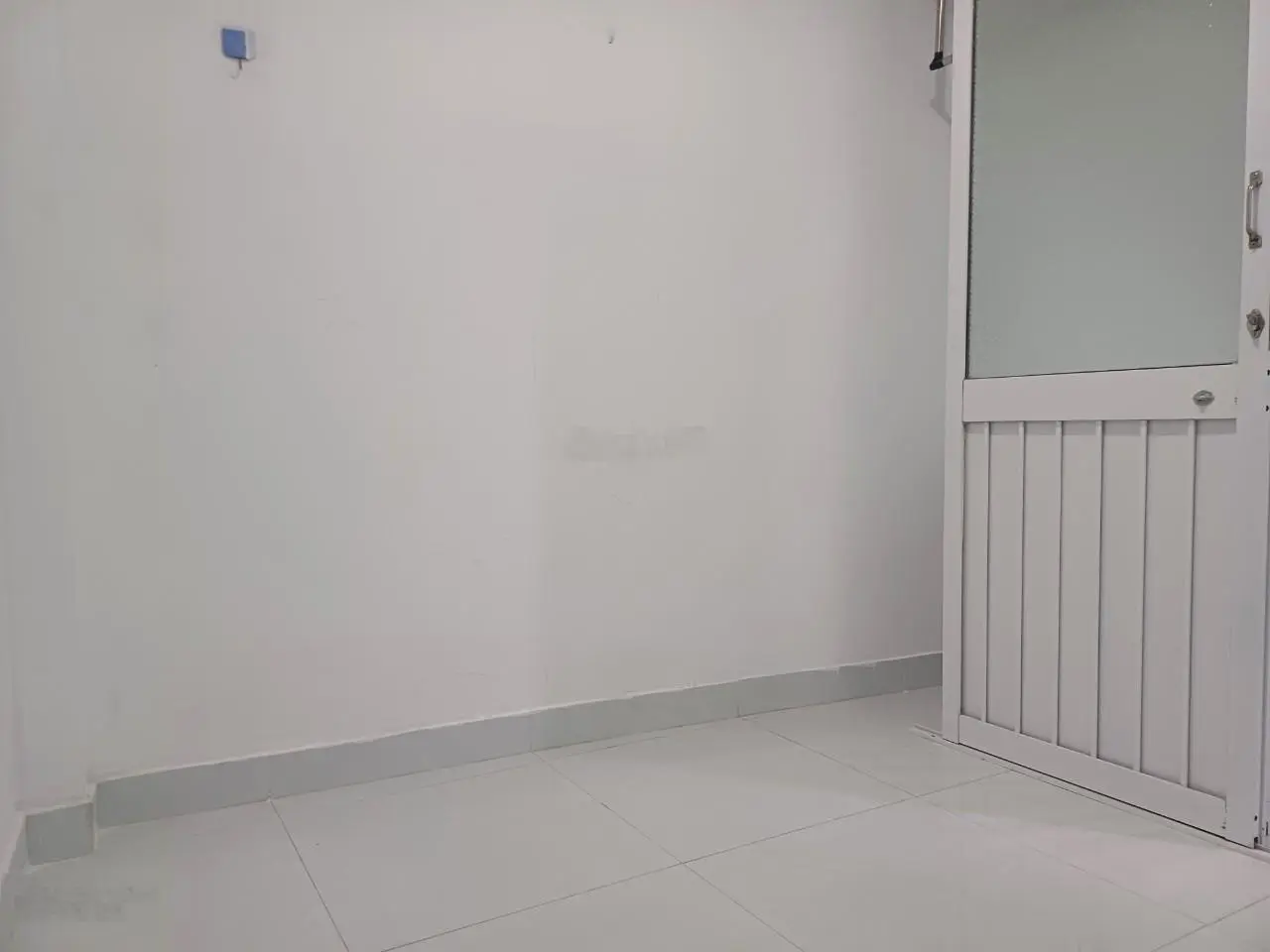 Cần bán nhà gấp ngay khu đô thị Thành Phố Dĩ An, giá 650tr