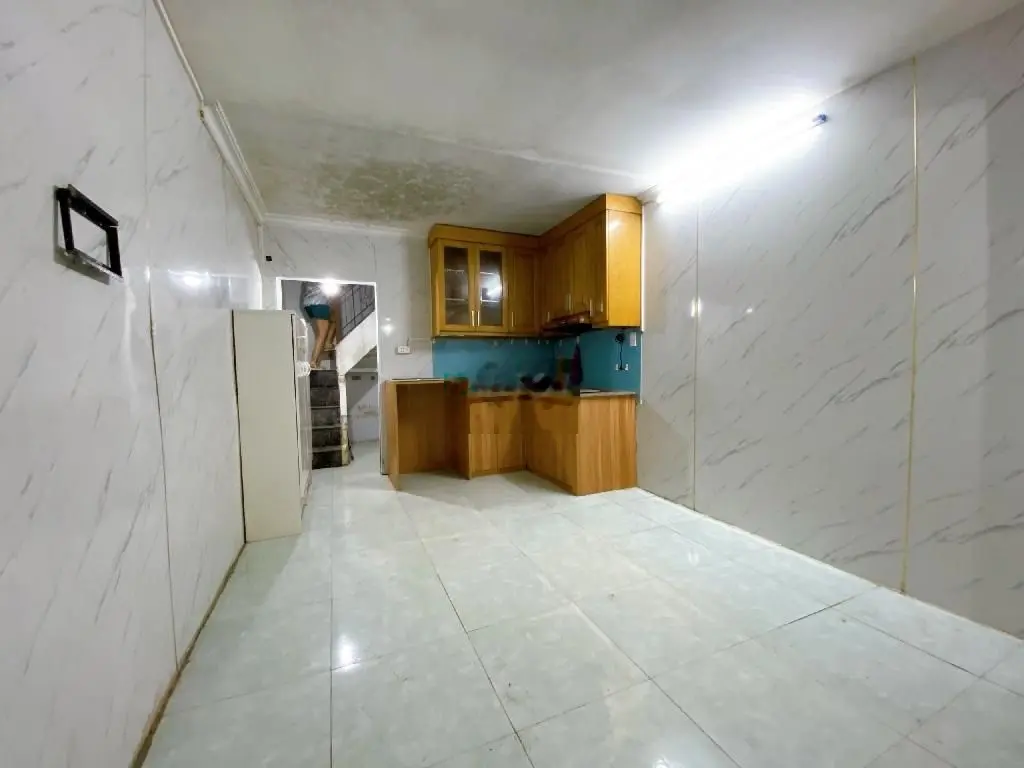 HIẾM-NHÀ 4 TẦNG-3 NGỦ-PHỐ KHƯƠNG TRUNG-THANH XUÂN GIÁ CHỈ 3,59 TỶ