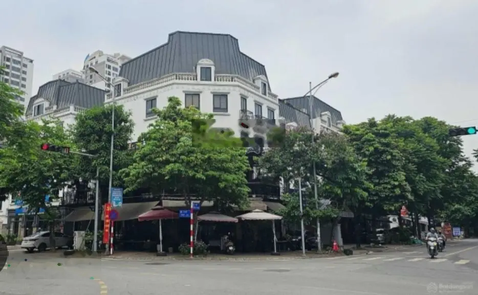 Khu vực hiếm nhà bán-trục chính kd kđt lacata văn phú 75m 5t, thang máy. nhỉnh 25 tỷ