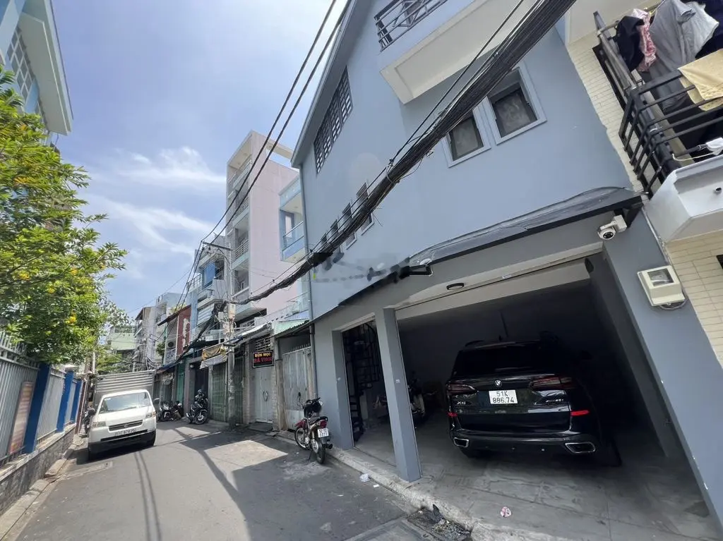 Hẻm xe hơi ngủ trong nhà Phạm Văn Hai giá chỉ 5,5 tỷ