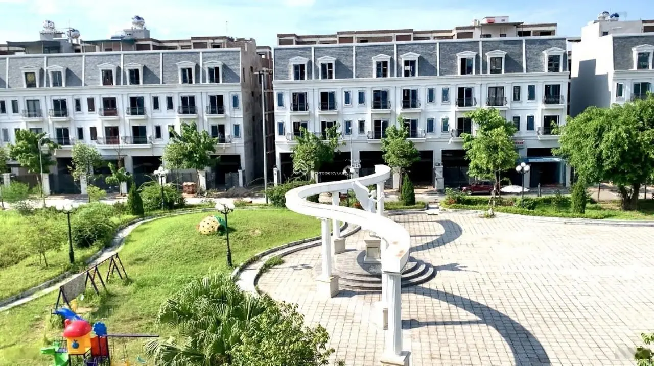 Bán căn liền kề 80 m2, 5 tầng 1 tum, sổ đỏ cầm tay, Happy Land 1-5, Nguyên Khê, Đông Anh nhỉnh 9 tỷ