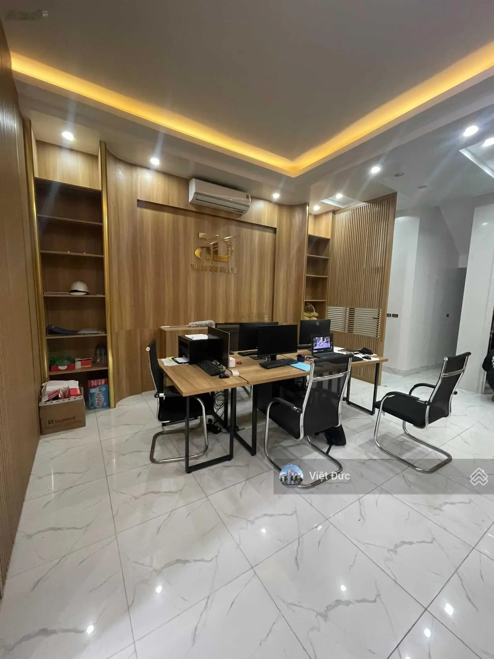 Bán gấp liền kề được kinh doanh khu Sao Biển, đã hoàn thiện nội thất giá 14.5 tỷ