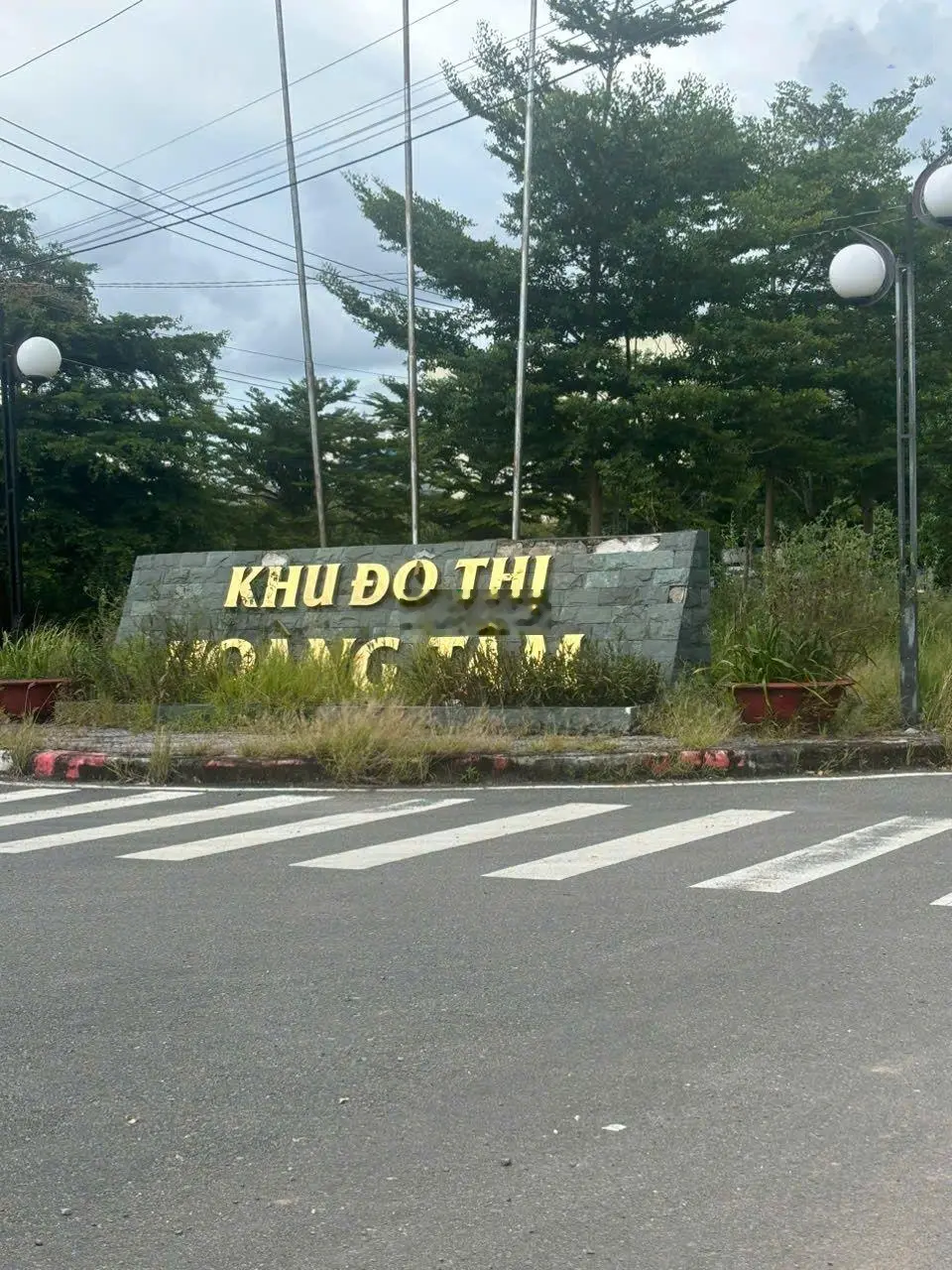 Bán 2 căn nhà 1 trệt 1 lầu đã hoàn công khu đô thị Hoàng Tâm, Cà Mau cách QL1A 800m