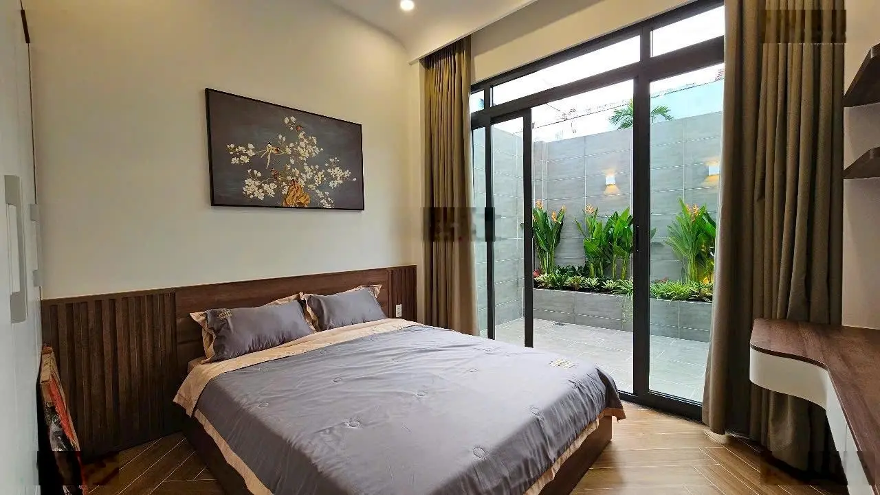 Bán nhà mới-hiện đại-sân vườn-thoáng mát-đặng nhữ lâm-nhà bè